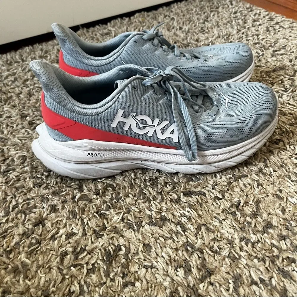 Hoka one one light blue sneakers size 9
